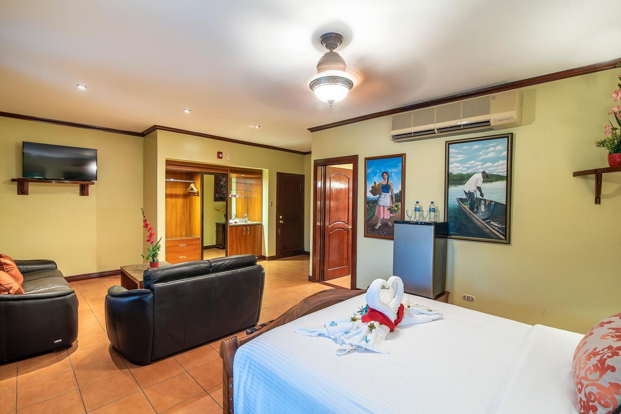 Hotel Casa Roland Golfito Resort Habitación foto